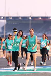 BIB: 71018, 71019, 52510
                            <button type="button" onclick="openModal(10531923)" class="btn btn-primary btn-sm float-right btn-popup" data-toggle="modal" data-target=".modal-high-quality">
                        <i class="fas fa-shopping-cart"></i> Add to Cart
                    </button>
                                            <button type="button" onclick="isThisMe(10531923, true)" class="btn btn-success btn-sm float-right btn-popup btn-isme hidden" data-toggle="tooltip" data-placement="bottom" title="นี่คือรูปของคุณใช่ไหม คลิกที่นี่เพื่อเอาเข้าอัลบั้ม">
                        <i class="fas fa-plus"></i> Add to album
                    </button>
                    <button type="button" onclick="isThisMe(10531923, false)" class="btn btn-warning btn-sm float-right btn-popup btn-isnotme hidden">
                        <i class="fas fa-ban"></i> Remove from album
                    </button>