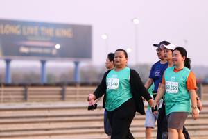 BIB: 51340, 1256
                            <button type="button" onclick="openModal(10565176)" class="btn btn-primary btn-sm float-right btn-popup" data-toggle="modal" data-target=".modal-high-quality">
                        <i class="fas fa-shopping-cart"></i> Add to Cart
                    </button>
                                            <button type="button" onclick="isThisMe(10565176, true)" class="btn btn-success btn-sm float-right btn-popup btn-isme hidden" data-toggle="tooltip" data-placement="bottom" title="นี่คือรูปของคุณใช่ไหม คลิกที่นี่เพื่อเอาเข้าอัลบั้ม">
                        <i class="fas fa-plus"></i> Add to album
                    </button>
                    <button type="button" onclick="isThisMe(10565176, false)" class="btn btn-warning btn-sm float-right btn-popup btn-isnotme hidden">
                        <i class="fas fa-ban"></i> Remove from album
                    </button>