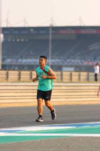 BIB: 5100
                            <button type="button" onclick="openModal(10528435)" class="btn btn-primary btn-sm float-right btn-popup" data-toggle="modal" data-target=".modal-high-quality">
                        <i class="fas fa-shopping-cart"></i> Add to Cart
                    </button>
                                            <button type="button" onclick="isThisMe(10528435, true)" class="btn btn-success btn-sm float-right btn-popup btn-isme hidden" data-toggle="tooltip" data-placement="bottom" title="นี่คือรูปของคุณใช่ไหม คลิกที่นี่เพื่อเอาเข้าอัลบั้ม">
                        <i class="fas fa-plus"></i> Add to album
                    </button>
                    <button type="button" onclick="isThisMe(10528435, false)" class="btn btn-warning btn-sm float-right btn-popup btn-isnotme hidden">
                        <i class="fas fa-ban"></i> Remove from album
                    </button>