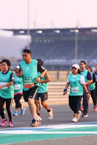 BIB: 50450, 52842
                            <button type="button" onclick="openModal(10532249)" class="btn btn-primary btn-sm float-right btn-popup" data-toggle="modal" data-target=".modal-high-quality">
                        <i class="fas fa-shopping-cart"></i> Add to Cart
                    </button>
                                            <button type="button" onclick="isThisMe(10532249, true)" class="btn btn-success btn-sm float-right btn-popup btn-isme hidden" data-toggle="tooltip" data-placement="bottom" title="นี่คือรูปของคุณใช่ไหม คลิกที่นี่เพื่อเอาเข้าอัลบั้ม">
                        <i class="fas fa-plus"></i> Add to album
                    </button>
                    <button type="button" onclick="isThisMe(10532249, false)" class="btn btn-warning btn-sm float-right btn-popup btn-isnotme hidden">
                        <i class="fas fa-ban"></i> Remove from album
                    </button>