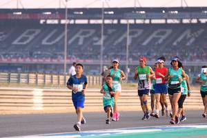 BIB: 52526, 50607, 32794
                            <button type="button" onclick="openModal(10530523)" class="btn btn-primary btn-sm float-right btn-popup" data-toggle="modal" data-target=".modal-high-quality">
                        <i class="fas fa-shopping-cart"></i> Add to Cart
                    </button>
                                            <button type="button" onclick="isThisMe(10530523, true)" class="btn btn-success btn-sm float-right btn-popup btn-isme hidden" data-toggle="tooltip" data-placement="bottom" title="นี่คือรูปของคุณใช่ไหม คลิกที่นี่เพื่อเอาเข้าอัลบั้ม">
                        <i class="fas fa-plus"></i> Add to album
                    </button>
                    <button type="button" onclick="isThisMe(10530523, false)" class="btn btn-warning btn-sm float-right btn-popup btn-isnotme hidden">
                        <i class="fas fa-ban"></i> Remove from album
                    </button>