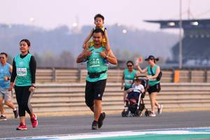 BIB: 51974, 2786
                            <button type="button" onclick="openModal(10535217)" class="btn btn-primary btn-sm float-right btn-popup" data-toggle="modal" data-target=".modal-high-quality">
                        <i class="fas fa-shopping-cart"></i> Add to Cart
                    </button>
                                            <button type="button" onclick="isThisMe(10535217, true)" class="btn btn-success btn-sm float-right btn-popup btn-isme hidden" data-toggle="tooltip" data-placement="bottom" title="นี่คือรูปของคุณใช่ไหม คลิกที่นี่เพื่อเอาเข้าอัลบั้ม">
                        <i class="fas fa-plus"></i> Add to album
                    </button>
                    <button type="button" onclick="isThisMe(10535217, false)" class="btn btn-warning btn-sm float-right btn-popup btn-isnotme hidden">
                        <i class="fas fa-ban"></i> Remove from album
                    </button>