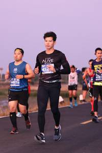 BIB: 452, 4181, 44976
                            <button type="button" onclick="openModal(12315990)" class="btn btn-primary btn-sm float-right btn-popup" data-toggle="modal" data-target=".modal-high-quality">
                        <i class="fas fa-shopping-cart"></i> Add to Cart
                    </button>
                                            <button type="button" onclick="isThisMe(12315990, true)" class="btn btn-success btn-sm float-right btn-popup btn-isme hidden" data-toggle="tooltip" data-placement="bottom" title="นี่คือรูปของคุณใช่ไหม คลิกที่นี่เพื่อเอาเข้าอัลบั้ม">
                        <i class="fas fa-plus"></i> Add to album
                    </button>
                    <button type="button" onclick="isThisMe(12315990, false)" class="btn btn-warning btn-sm float-right btn-popup btn-isnotme hidden">
                        <i class="fas fa-ban"></i> Remove from album
                    </button>