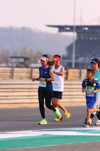 BIB: 2987, 52288
                            <button type="button" onclick="openModal(10530825)" class="btn btn-primary btn-sm float-right btn-popup" data-toggle="modal" data-target=".modal-high-quality">
                        <i class="fas fa-shopping-cart"></i> Add to Cart
                    </button>
                                            <button type="button" onclick="isThisMe(10530825, true)" class="btn btn-success btn-sm float-right btn-popup btn-isme hidden" data-toggle="tooltip" data-placement="bottom" title="นี่คือรูปของคุณใช่ไหม คลิกที่นี่เพื่อเอาเข้าอัลบั้ม">
                        <i class="fas fa-plus"></i> Add to album
                    </button>
                    <button type="button" onclick="isThisMe(10530825, false)" class="btn btn-warning btn-sm float-right btn-popup btn-isnotme hidden">
                        <i class="fas fa-ban"></i> Remove from album
                    </button>