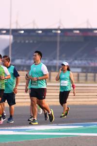 BIB: 83380, 1843
                            <button type="button" onclick="openModal(10533069)" class="btn btn-primary btn-sm float-right btn-popup" data-toggle="modal" data-target=".modal-high-quality">
                        <i class="fas fa-shopping-cart"></i> Add to Cart
                    </button>
                                            <button type="button" onclick="isThisMe(10533069, true)" class="btn btn-success btn-sm float-right btn-popup btn-isme hidden" data-toggle="tooltip" data-placement="bottom" title="นี่คือรูปของคุณใช่ไหม คลิกที่นี่เพื่อเอาเข้าอัลบั้ม">
                        <i class="fas fa-plus"></i> Add to album
                    </button>
                    <button type="button" onclick="isThisMe(10533069, false)" class="btn btn-warning btn-sm float-right btn-popup btn-isnotme hidden">
                        <i class="fas fa-ban"></i> Remove from album
                    </button>