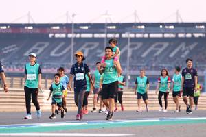 BIB: 0174, 52974, 50959, 51526
                            <button type="button" onclick="openModal(10563167)" class="btn btn-primary btn-sm float-right btn-popup" data-toggle="modal" data-target=".modal-high-quality">
                        <i class="fas fa-shopping-cart"></i> Add to Cart
                    </button>
                                            <button type="button" onclick="isThisMe(10563167, true)" class="btn btn-success btn-sm float-right btn-popup btn-isme hidden" data-toggle="tooltip" data-placement="bottom" title="นี่คือรูปของคุณใช่ไหม คลิกที่นี่เพื่อเอาเข้าอัลบั้ม">
                        <i class="fas fa-plus"></i> Add to album
                    </button>
                    <button type="button" onclick="isThisMe(10563167, false)" class="btn btn-warning btn-sm float-right btn-popup btn-isnotme hidden">
                        <i class="fas fa-ban"></i> Remove from album
                    </button>