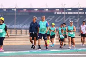 BIB: 244, 50321, 1292, 52271
                            <button type="button" onclick="openModal(10562460)" class="btn btn-primary btn-sm float-right btn-popup" data-toggle="modal" data-target=".modal-high-quality">
                        <i class="fas fa-shopping-cart"></i> Add to Cart
                    </button>
                                            <button type="button" onclick="isThisMe(10562460, true)" class="btn btn-success btn-sm float-right btn-popup btn-isme hidden" data-toggle="tooltip" data-placement="bottom" title="นี่คือรูปของคุณใช่ไหม คลิกที่นี่เพื่อเอาเข้าอัลบั้ม">
                        <i class="fas fa-plus"></i> Add to album
                    </button>
                    <button type="button" onclick="isThisMe(10562460, false)" class="btn btn-warning btn-sm float-right btn-popup btn-isnotme hidden">
                        <i class="fas fa-ban"></i> Remove from album
                    </button>