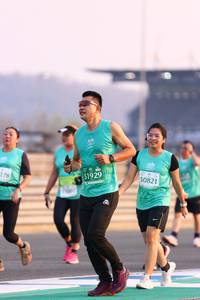 BIB: 178, 1929, 50821
                            <button type="button" onclick="openModal(10527904)" class="btn btn-primary btn-sm float-right btn-popup" data-toggle="modal" data-target=".modal-high-quality">
                        <i class="fas fa-shopping-cart"></i> Add to Cart
                    </button>
                                            <button type="button" onclick="isThisMe(10527904, true)" class="btn btn-success btn-sm float-right btn-popup btn-isme hidden" data-toggle="tooltip" data-placement="bottom" title="นี่คือรูปของคุณใช่ไหม คลิกที่นี่เพื่อเอาเข้าอัลบั้ม">
                        <i class="fas fa-plus"></i> Add to album
                    </button>
                    <button type="button" onclick="isThisMe(10527904, false)" class="btn btn-warning btn-sm float-right btn-popup btn-isnotme hidden">
                        <i class="fas fa-ban"></i> Remove from album
                    </button>