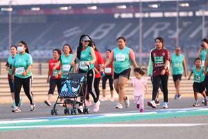 BIB: 53353, 53406, 506, 50723, 525
                            <button type="button" onclick="openModal(10539561)" class="btn btn-primary btn-sm float-right btn-popup" data-toggle="modal" data-target=".modal-high-quality">
                        <i class="fas fa-shopping-cart"></i> Add to Cart
                    </button>
                                            <button type="button" onclick="isThisMe(10539561, true)" class="btn btn-success btn-sm float-right btn-popup btn-isme hidden" data-toggle="tooltip" data-placement="bottom" title="นี่คือรูปของคุณใช่ไหม คลิกที่นี่เพื่อเอาเข้าอัลบั้ม">
                        <i class="fas fa-plus"></i> Add to album
                    </button>
                    <button type="button" onclick="isThisMe(10539561, false)" class="btn btn-warning btn-sm float-right btn-popup btn-isnotme hidden">
                        <i class="fas fa-ban"></i> Remove from album
                    </button>