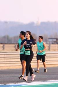 BIB: 0194, 70974
                            <button type="button" onclick="openModal(10535646)" class="btn btn-primary btn-sm float-right btn-popup" data-toggle="modal" data-target=".modal-high-quality">
                        <i class="fas fa-shopping-cart"></i> Add to Cart
                    </button>
                                            <button type="button" onclick="isThisMe(10535646, true)" class="btn btn-success btn-sm float-right btn-popup btn-isme hidden" data-toggle="tooltip" data-placement="bottom" title="นี่คือรูปของคุณใช่ไหม คลิกที่นี่เพื่อเอาเข้าอัลบั้ม">
                        <i class="fas fa-plus"></i> Add to album
                    </button>
                    <button type="button" onclick="isThisMe(10535646, false)" class="btn btn-warning btn-sm float-right btn-popup btn-isnotme hidden">
                        <i class="fas fa-ban"></i> Remove from album
                    </button>