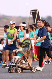 BIB: 
                            <button type="button" onclick="openModal(10537170)" class="btn btn-primary btn-sm float-right btn-popup" data-toggle="modal" data-target=".modal-high-quality">
                        <i class="fas fa-shopping-cart"></i> Add to Cart
                    </button>
                                            <button type="button" onclick="isThisMe(10537170, true)" class="btn btn-success btn-sm float-right btn-popup btn-isme hidden" data-toggle="tooltip" data-placement="bottom" title="นี่คือรูปของคุณใช่ไหม คลิกที่นี่เพื่อเอาเข้าอัลบั้ม">
                        <i class="fas fa-plus"></i> Add to album
                    </button>
                    <button type="button" onclick="isThisMe(10537170, false)" class="btn btn-warning btn-sm float-right btn-popup btn-isnotme hidden">
                        <i class="fas fa-ban"></i> Remove from album
                    </button>