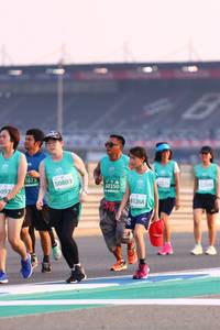 BIB: 1673, 50803, 50350, 32578, 097, 81268
                            <button type="button" onclick="openModal(10524062)" class="btn btn-primary btn-sm float-right btn-popup" data-toggle="modal" data-target=".modal-high-quality">
                        <i class="fas fa-shopping-cart"></i> Add to Cart
                    </button>
                                            <button type="button" onclick="isThisMe(10524062, true)" class="btn btn-success btn-sm float-right btn-popup btn-isme hidden" data-toggle="tooltip" data-placement="bottom" title="นี่คือรูปของคุณใช่ไหม คลิกที่นี่เพื่อเอาเข้าอัลบั้ม">
                        <i class="fas fa-plus"></i> Add to album
                    </button>
                    <button type="button" onclick="isThisMe(10524062, false)" class="btn btn-warning btn-sm float-right btn-popup btn-isnotme hidden">
                        <i class="fas fa-ban"></i> Remove from album
                    </button>