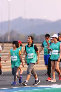 BIB: 50901, 52692, 50666
                            <button type="button" onclick="openModal(10532185)" class="btn btn-primary btn-sm float-right btn-popup" data-toggle="modal" data-target=".modal-high-quality">
                        <i class="fas fa-shopping-cart"></i> Add to Cart
                    </button>
                                            <button type="button" onclick="isThisMe(10532185, true)" class="btn btn-success btn-sm float-right btn-popup btn-isme hidden" data-toggle="tooltip" data-placement="bottom" title="นี่คือรูปของคุณใช่ไหม คลิกที่นี่เพื่อเอาเข้าอัลบั้ม">
                        <i class="fas fa-plus"></i> Add to album
                    </button>
                    <button type="button" onclick="isThisMe(10532185, false)" class="btn btn-warning btn-sm float-right btn-popup btn-isnotme hidden">
                        <i class="fas fa-ban"></i> Remove from album
                    </button>