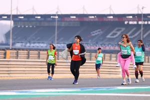 BIB: 2537, 53254
                            <button type="button" onclick="openModal(10564292)" class="btn btn-primary btn-sm float-right btn-popup" data-toggle="modal" data-target=".modal-high-quality">
                        <i class="fas fa-shopping-cart"></i> Add to Cart
                    </button>
                                            <button type="button" onclick="isThisMe(10564292, true)" class="btn btn-success btn-sm float-right btn-popup btn-isme hidden" data-toggle="tooltip" data-placement="bottom" title="นี่คือรูปของคุณใช่ไหม คลิกที่นี่เพื่อเอาเข้าอัลบั้ม">
                        <i class="fas fa-plus"></i> Add to album
                    </button>
                    <button type="button" onclick="isThisMe(10564292, false)" class="btn btn-warning btn-sm float-right btn-popup btn-isnotme hidden">
                        <i class="fas fa-ban"></i> Remove from album
                    </button>