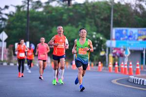 BIB: 25546, 25686
                            <button type="button" onclick="openModal(10832655)" class="btn btn-primary btn-sm float-right btn-popup" data-toggle="modal" data-target=".modal-high-quality">
                        <i class="fas fa-shopping-cart"></i> Add to Cart
                    </button>
                                            <button type="button" onclick="isThisMe(10832655, true)" class="btn btn-success btn-sm float-right btn-popup btn-isme hidden" data-toggle="tooltip" data-placement="bottom" title="นี่คือรูปของคุณใช่ไหม คลิกที่นี่เพื่อเอาเข้าอัลบั้ม">
                        <i class="fas fa-plus"></i> Add to album
                    </button>
                    <button type="button" onclick="isThisMe(10832655, false)" class="btn btn-warning btn-sm float-right btn-popup btn-isnotme hidden">
                        <i class="fas fa-ban"></i> Remove from album
                    </button>