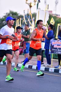 BIB: 21095, 82140
                            <button type="button" onclick="openModal(10838903)" class="btn btn-primary btn-sm float-right btn-popup" data-toggle="modal" data-target=".modal-high-quality">
                        <i class="fas fa-shopping-cart"></i> Add to Cart
                    </button>
                                            <button type="button" onclick="isThisMe(10838903, true)" class="btn btn-success btn-sm float-right btn-popup btn-isme hidden" data-toggle="tooltip" data-placement="bottom" title="นี่คือรูปของคุณใช่ไหม คลิกที่นี่เพื่อเอาเข้าอัลบั้ม">
                        <i class="fas fa-plus"></i> Add to album
                    </button>
                    <button type="button" onclick="isThisMe(10838903, false)" class="btn btn-warning btn-sm float-right btn-popup btn-isnotme hidden">
                        <i class="fas fa-ban"></i> Remove from album
                    </button>