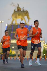 BIB: 269, 20756, 20942
                            <button type="button" onclick="openModal(11905136)" class="btn btn-primary btn-sm float-right btn-popup" data-toggle="modal" data-target=".modal-high-quality">
                        <i class="fas fa-shopping-cart"></i> Add to Cart
                    </button>
                                            <button type="button" onclick="isThisMe(11905136, true)" class="btn btn-success btn-sm float-right btn-popup btn-isme hidden" data-toggle="tooltip" data-placement="bottom" title="นี่คือรูปของคุณใช่ไหม คลิกที่นี่เพื่อเอาเข้าอัลบั้ม">
                        <i class="fas fa-plus"></i> Add to album
                    </button>
                    <button type="button" onclick="isThisMe(11905136, false)" class="btn btn-warning btn-sm float-right btn-popup btn-isnotme hidden">
                        <i class="fas fa-ban"></i> Remove from album
                    </button>