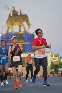 BIB: 26577, 45671, 28579
                            <button type="button" onclick="openModal(11907569)" class="btn btn-primary btn-sm float-right btn-popup" data-toggle="modal" data-target=".modal-high-quality">
                        <i class="fas fa-shopping-cart"></i> Add to Cart
                    </button>
                                            <button type="button" onclick="isThisMe(11907569, true)" class="btn btn-success btn-sm float-right btn-popup btn-isme hidden" data-toggle="tooltip" data-placement="bottom" title="นี่คือรูปของคุณใช่ไหม คลิกที่นี่เพื่อเอาเข้าอัลบั้ม">
                        <i class="fas fa-plus"></i> Add to album
                    </button>
                    <button type="button" onclick="isThisMe(11907569, false)" class="btn btn-warning btn-sm float-right btn-popup btn-isnotme hidden">
                        <i class="fas fa-ban"></i> Remove from album
                    </button>