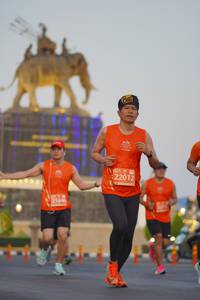 BIB: 22012, 21646, 225
                            <button type="button" onclick="openModal(11912059)" class="btn btn-primary btn-sm float-right btn-popup" data-toggle="modal" data-target=".modal-high-quality">
                        <i class="fas fa-shopping-cart"></i> Add to Cart
                    </button>
                                            <button type="button" onclick="isThisMe(11912059, true)" class="btn btn-success btn-sm float-right btn-popup btn-isme hidden" data-toggle="tooltip" data-placement="bottom" title="นี่คือรูปของคุณใช่ไหม คลิกที่นี่เพื่อเอาเข้าอัลบั้ม">
                        <i class="fas fa-plus"></i> Add to album
                    </button>
                    <button type="button" onclick="isThisMe(11912059, false)" class="btn btn-warning btn-sm float-right btn-popup btn-isnotme hidden">
                        <i class="fas fa-ban"></i> Remove from album
                    </button>