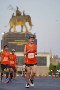 BIB: 28841, 26071, 210
                            <button type="button" onclick="openModal(11910851)" class="btn btn-primary btn-sm float-right btn-popup" data-toggle="modal" data-target=".modal-high-quality">
                        <i class="fas fa-shopping-cart"></i> Add to Cart
                    </button>
                                            <button type="button" onclick="isThisMe(11910851, true)" class="btn btn-success btn-sm float-right btn-popup btn-isme hidden" data-toggle="tooltip" data-placement="bottom" title="นี่คือรูปของคุณใช่ไหม คลิกที่นี่เพื่อเอาเข้าอัลบั้ม">
                        <i class="fas fa-plus"></i> Add to album
                    </button>
                    <button type="button" onclick="isThisMe(11910851, false)" class="btn btn-warning btn-sm float-right btn-popup btn-isnotme hidden">
                        <i class="fas fa-ban"></i> Remove from album
                    </button>