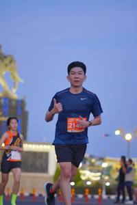 BIB: 214
                            <button type="button" onclick="openModal(11893174)" class="btn btn-primary btn-sm float-right btn-popup" data-toggle="modal" data-target=".modal-high-quality">
                        <i class="fas fa-shopping-cart"></i> Add to Cart
                    </button>
                                            <button type="button" onclick="isThisMe(11893174, true)" class="btn btn-success btn-sm float-right btn-popup btn-isme hidden" data-toggle="tooltip" data-placement="bottom" title="นี่คือรูปของคุณใช่ไหม คลิกที่นี่เพื่อเอาเข้าอัลบั้ม">
                        <i class="fas fa-plus"></i> Add to album
                    </button>
                    <button type="button" onclick="isThisMe(11893174, false)" class="btn btn-warning btn-sm float-right btn-popup btn-isnotme hidden">
                        <i class="fas fa-ban"></i> Remove from album
                    </button>
