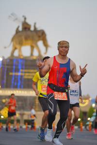 BIB: 202, 25671
                            <button type="button" onclick="openModal(11911820)" class="btn btn-primary btn-sm float-right btn-popup" data-toggle="modal" data-target=".modal-high-quality">
                        <i class="fas fa-shopping-cart"></i> Add to Cart
                    </button>
                                            <button type="button" onclick="isThisMe(11911820, true)" class="btn btn-success btn-sm float-right btn-popup btn-isme hidden" data-toggle="tooltip" data-placement="bottom" title="นี่คือรูปของคุณใช่ไหม คลิกที่นี่เพื่อเอาเข้าอัลบั้ม">
                        <i class="fas fa-plus"></i> Add to album
                    </button>
                    <button type="button" onclick="isThisMe(11911820, false)" class="btn btn-warning btn-sm float-right btn-popup btn-isnotme hidden">
                        <i class="fas fa-ban"></i> Remove from album
                    </button>