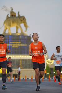 BIB: 27155, 31895, 2130
                            <button type="button" onclick="openModal(11905427)" class="btn btn-primary btn-sm float-right btn-popup" data-toggle="modal" data-target=".modal-high-quality">
                        <i class="fas fa-shopping-cart"></i> Add to Cart
                    </button>
                                            <button type="button" onclick="isThisMe(11905427, true)" class="btn btn-success btn-sm float-right btn-popup btn-isme hidden" data-toggle="tooltip" data-placement="bottom" title="นี่คือรูปของคุณใช่ไหม คลิกที่นี่เพื่อเอาเข้าอัลบั้ม">
                        <i class="fas fa-plus"></i> Add to album
                    </button>
                    <button type="button" onclick="isThisMe(11905427, false)" class="btn btn-warning btn-sm float-right btn-popup btn-isnotme hidden">
                        <i class="fas fa-ban"></i> Remove from album
                    </button>