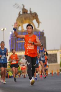 BIB: 20982, 40670
                            <button type="button" onclick="openModal(11914464)" class="btn btn-primary btn-sm float-right btn-popup" data-toggle="modal" data-target=".modal-high-quality">
                        <i class="fas fa-shopping-cart"></i> Add to Cart
                    </button>
                                            <button type="button" onclick="isThisMe(11914464, true)" class="btn btn-success btn-sm float-right btn-popup btn-isme hidden" data-toggle="tooltip" data-placement="bottom" title="นี่คือรูปของคุณใช่ไหม คลิกที่นี่เพื่อเอาเข้าอัลบั้ม">
                        <i class="fas fa-plus"></i> Add to album
                    </button>
                    <button type="button" onclick="isThisMe(11914464, false)" class="btn btn-warning btn-sm float-right btn-popup btn-isnotme hidden">
                        <i class="fas fa-ban"></i> Remove from album
                    </button>