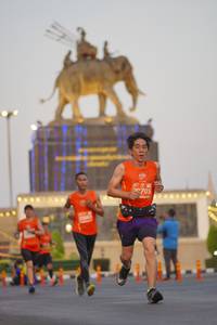 BIB: 0705, 2565
                            <button type="button" onclick="openModal(11913047)" class="btn btn-primary btn-sm float-right btn-popup" data-toggle="modal" data-target=".modal-high-quality">
                        <i class="fas fa-shopping-cart"></i> Add to Cart
                    </button>
                                            <button type="button" onclick="isThisMe(11913047, true)" class="btn btn-success btn-sm float-right btn-popup btn-isme hidden" data-toggle="tooltip" data-placement="bottom" title="นี่คือรูปของคุณใช่ไหม คลิกที่นี่เพื่อเอาเข้าอัลบั้ม">
                        <i class="fas fa-plus"></i> Add to album
                    </button>
                    <button type="button" onclick="isThisMe(11913047, false)" class="btn btn-warning btn-sm float-right btn-popup btn-isnotme hidden">
                        <i class="fas fa-ban"></i> Remove from album
                    </button>