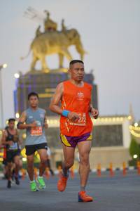 BIB: 272, 20454
                            <button type="button" onclick="openModal(11906310)" class="btn btn-primary btn-sm float-right btn-popup" data-toggle="modal" data-target=".modal-high-quality">
                        <i class="fas fa-shopping-cart"></i> Add to Cart
                    </button>
                                            <button type="button" onclick="isThisMe(11906310, true)" class="btn btn-success btn-sm float-right btn-popup btn-isme hidden" data-toggle="tooltip" data-placement="bottom" title="นี่คือรูปของคุณใช่ไหม คลิกที่นี่เพื่อเอาเข้าอัลบั้ม">
                        <i class="fas fa-plus"></i> Add to album
                    </button>
                    <button type="button" onclick="isThisMe(11906310, false)" class="btn btn-warning btn-sm float-right btn-popup btn-isnotme hidden">
                        <i class="fas fa-ban"></i> Remove from album
                    </button>