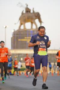 BIB: 2122
                            <button type="button" onclick="openModal(11979964)" class="btn btn-primary btn-sm float-right btn-popup" data-toggle="modal" data-target=".modal-high-quality">
                        <i class="fas fa-shopping-cart"></i> Add to Cart
                    </button>
                                            <button type="button" onclick="isThisMe(11979964, true)" class="btn btn-success btn-sm float-right btn-popup btn-isme hidden" data-toggle="tooltip" data-placement="bottom" title="นี่คือรูปของคุณใช่ไหม คลิกที่นี่เพื่อเอาเข้าอัลบั้ม">
                        <i class="fas fa-plus"></i> Add to album
                    </button>
                    <button type="button" onclick="isThisMe(11979964, false)" class="btn btn-warning btn-sm float-right btn-popup btn-isnotme hidden">
                        <i class="fas fa-ban"></i> Remove from album
                    </button>