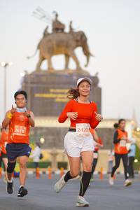 BIB: 24200, 26181
                            <button type="button" onclick="openModal(11979566)" class="btn btn-primary btn-sm float-right btn-popup" data-toggle="modal" data-target=".modal-high-quality">
                        <i class="fas fa-shopping-cart"></i> Add to Cart
                    </button>
                                            <button type="button" onclick="isThisMe(11979566, true)" class="btn btn-success btn-sm float-right btn-popup btn-isme hidden" data-toggle="tooltip" data-placement="bottom" title="นี่คือรูปของคุณใช่ไหม คลิกที่นี่เพื่อเอาเข้าอัลบั้ม">
                        <i class="fas fa-plus"></i> Add to album
                    </button>
                    <button type="button" onclick="isThisMe(11979566, false)" class="btn btn-warning btn-sm float-right btn-popup btn-isnotme hidden">
                        <i class="fas fa-ban"></i> Remove from album
                    </button>