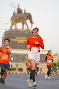 BIB: 124200, 26181
                            <button type="button" onclick="openModal(11979571)" class="btn btn-primary btn-sm float-right btn-popup" data-toggle="modal" data-target=".modal-high-quality">
                        <i class="fas fa-shopping-cart"></i> Add to Cart
                    </button>
                                            <button type="button" onclick="isThisMe(11979571, true)" class="btn btn-success btn-sm float-right btn-popup btn-isme hidden" data-toggle="tooltip" data-placement="bottom" title="นี่คือรูปของคุณใช่ไหม คลิกที่นี่เพื่อเอาเข้าอัลบั้ม">
                        <i class="fas fa-plus"></i> Add to album
                    </button>
                    <button type="button" onclick="isThisMe(11979571, false)" class="btn btn-warning btn-sm float-right btn-popup btn-isnotme hidden">
                        <i class="fas fa-ban"></i> Remove from album
                    </button>