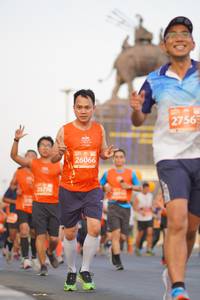 BIB: 2756, 26066, 25776
                            <button type="button" onclick="openModal(11963945)" class="btn btn-primary btn-sm float-right btn-popup" data-toggle="modal" data-target=".modal-high-quality">
                        <i class="fas fa-shopping-cart"></i> Add to Cart
                    </button>
                                            <button type="button" onclick="isThisMe(11963945, true)" class="btn btn-success btn-sm float-right btn-popup btn-isme hidden" data-toggle="tooltip" data-placement="bottom" title="นี่คือรูปของคุณใช่ไหม คลิกที่นี่เพื่อเอาเข้าอัลบั้ม">
                        <i class="fas fa-plus"></i> Add to album
                    </button>
                    <button type="button" onclick="isThisMe(11963945, false)" class="btn btn-warning btn-sm float-right btn-popup btn-isnotme hidden">
                        <i class="fas fa-ban"></i> Remove from album
                    </button>