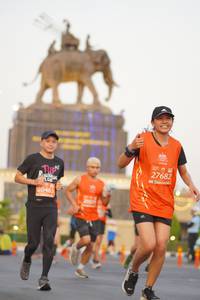 BIB: 27682, 20463
                            <button type="button" onclick="openModal(11956393)" class="btn btn-primary btn-sm float-right btn-popup" data-toggle="modal" data-target=".modal-high-quality">
                        <i class="fas fa-shopping-cart"></i> Add to Cart
                    </button>
                                            <button type="button" onclick="isThisMe(11956393, true)" class="btn btn-success btn-sm float-right btn-popup btn-isme hidden" data-toggle="tooltip" data-placement="bottom" title="นี่คือรูปของคุณใช่ไหม คลิกที่นี่เพื่อเอาเข้าอัลบั้ม">
                        <i class="fas fa-plus"></i> Add to album
                    </button>
                    <button type="button" onclick="isThisMe(11956393, false)" class="btn btn-warning btn-sm float-right btn-popup btn-isnotme hidden">
                        <i class="fas fa-ban"></i> Remove from album
                    </button>