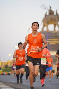 BIB: 2082, 275
                            <button type="button" onclick="openModal(11928076)" class="btn btn-primary btn-sm float-right btn-popup" data-toggle="modal" data-target=".modal-high-quality">
                        <i class="fas fa-shopping-cart"></i> Add to Cart
                    </button>
                                            <button type="button" onclick="isThisMe(11928076, true)" class="btn btn-success btn-sm float-right btn-popup btn-isme hidden" data-toggle="tooltip" data-placement="bottom" title="นี่คือรูปของคุณใช่ไหม คลิกที่นี่เพื่อเอาเข้าอัลบั้ม">
                        <i class="fas fa-plus"></i> Add to album
                    </button>
                    <button type="button" onclick="isThisMe(11928076, false)" class="btn btn-warning btn-sm float-right btn-popup btn-isnotme hidden">
                        <i class="fas fa-ban"></i> Remove from album
                    </button>