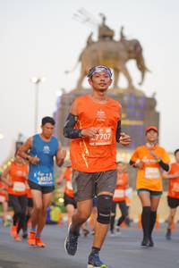 BIB: 7707
                            <button type="button" onclick="openModal(11933609)" class="btn btn-primary btn-sm float-right btn-popup" data-toggle="modal" data-target=".modal-high-quality">
                        <i class="fas fa-shopping-cart"></i> Add to Cart
                    </button>
                                            <button type="button" onclick="isThisMe(11933609, true)" class="btn btn-success btn-sm float-right btn-popup btn-isme hidden" data-toggle="tooltip" data-placement="bottom" title="นี่คือรูปของคุณใช่ไหม คลิกที่นี่เพื่อเอาเข้าอัลบั้ม">
                        <i class="fas fa-plus"></i> Add to album
                    </button>
                    <button type="button" onclick="isThisMe(11933609, false)" class="btn btn-warning btn-sm float-right btn-popup btn-isnotme hidden">
                        <i class="fas fa-ban"></i> Remove from album
                    </button>