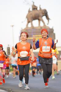 BIB: 29200, 29326, 942
                            <button type="button" onclick="openModal(11974717)" class="btn btn-primary btn-sm float-right btn-popup" data-toggle="modal" data-target=".modal-high-quality">
                        <i class="fas fa-shopping-cart"></i> Add to Cart
                    </button>
                                            <button type="button" onclick="isThisMe(11974717, true)" class="btn btn-success btn-sm float-right btn-popup btn-isme hidden" data-toggle="tooltip" data-placement="bottom" title="นี่คือรูปของคุณใช่ไหม คลิกที่นี่เพื่อเอาเข้าอัลบั้ม">
                        <i class="fas fa-plus"></i> Add to album
                    </button>
                    <button type="button" onclick="isThisMe(11974717, false)" class="btn btn-warning btn-sm float-right btn-popup btn-isnotme hidden">
                        <i class="fas fa-ban"></i> Remove from album
                    </button>