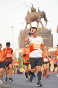BIB: 20224, 272
                            <button type="button" onclick="openModal(11974321)" class="btn btn-primary btn-sm float-right btn-popup" data-toggle="modal" data-target=".modal-high-quality">
                        <i class="fas fa-shopping-cart"></i> Add to Cart
                    </button>
                                            <button type="button" onclick="isThisMe(11974321, true)" class="btn btn-success btn-sm float-right btn-popup btn-isme hidden" data-toggle="tooltip" data-placement="bottom" title="นี่คือรูปของคุณใช่ไหม คลิกที่นี่เพื่อเอาเข้าอัลบั้ม">
                        <i class="fas fa-plus"></i> Add to album
                    </button>
                    <button type="button" onclick="isThisMe(11974321, false)" class="btn btn-warning btn-sm float-right btn-popup btn-isnotme hidden">
                        <i class="fas fa-ban"></i> Remove from album
                    </button>