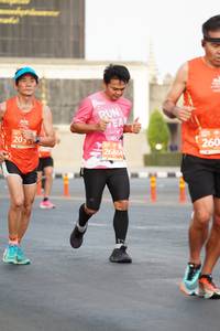 BIB: 205, 260, 26864
                            <button type="button" onclick="openModal(12156621)" class="btn btn-primary btn-sm float-right btn-popup" data-toggle="modal" data-target=".modal-high-quality">
                        <i class="fas fa-shopping-cart"></i> Add to Cart
                    </button>
                                            <button type="button" onclick="isThisMe(12156621, true)" class="btn btn-success btn-sm float-right btn-popup btn-isme hidden" data-toggle="tooltip" data-placement="bottom" title="นี่คือรูปของคุณใช่ไหม คลิกที่นี่เพื่อเอาเข้าอัลบั้ม">
                        <i class="fas fa-plus"></i> Add to album
                    </button>
                    <button type="button" onclick="isThisMe(12156621, false)" class="btn btn-warning btn-sm float-right btn-popup btn-isnotme hidden">
                        <i class="fas fa-ban"></i> Remove from album
                    </button>