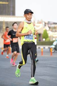 BIB: 195, 41133
                            <button type="button" onclick="openModal(12156826)" class="btn btn-primary btn-sm float-right btn-popup" data-toggle="modal" data-target=".modal-high-quality">
                        <i class="fas fa-shopping-cart"></i> Add to Cart
                    </button>
                                            <button type="button" onclick="isThisMe(12156826, true)" class="btn btn-success btn-sm float-right btn-popup btn-isme hidden" data-toggle="tooltip" data-placement="bottom" title="นี่คือรูปของคุณใช่ไหม คลิกที่นี่เพื่อเอาเข้าอัลบั้ม">
                        <i class="fas fa-plus"></i> Add to album
                    </button>
                    <button type="button" onclick="isThisMe(12156826, false)" class="btn btn-warning btn-sm float-right btn-popup btn-isnotme hidden">
                        <i class="fas fa-ban"></i> Remove from album
                    </button>