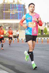 BIB: 20642
                            <button type="button" onclick="openModal(12152090)" class="btn btn-primary btn-sm float-right btn-popup" data-toggle="modal" data-target=".modal-high-quality">
                        <i class="fas fa-shopping-cart"></i> Add to Cart
                    </button>
                                            <button type="button" onclick="isThisMe(12152090, true)" class="btn btn-success btn-sm float-right btn-popup btn-isme hidden" data-toggle="tooltip" data-placement="bottom" title="นี่คือรูปของคุณใช่ไหม คลิกที่นี่เพื่อเอาเข้าอัลบั้ม">
                        <i class="fas fa-plus"></i> Add to album
                    </button>
                    <button type="button" onclick="isThisMe(12152090, false)" class="btn btn-warning btn-sm float-right btn-popup btn-isnotme hidden">
                        <i class="fas fa-ban"></i> Remove from album
                    </button>