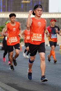 BIB: 25584, 27339
                            <button type="button" onclick="openModal(12160867)" class="btn btn-primary btn-sm float-right btn-popup" data-toggle="modal" data-target=".modal-high-quality">
                        <i class="fas fa-shopping-cart"></i> Add to Cart
                    </button>
                                            <button type="button" onclick="isThisMe(12160867, true)" class="btn btn-success btn-sm float-right btn-popup btn-isme hidden" data-toggle="tooltip" data-placement="bottom" title="นี่คือรูปของคุณใช่ไหม คลิกที่นี่เพื่อเอาเข้าอัลบั้ม">
                        <i class="fas fa-plus"></i> Add to album
                    </button>
                    <button type="button" onclick="isThisMe(12160867, false)" class="btn btn-warning btn-sm float-right btn-popup btn-isnotme hidden">
                        <i class="fas fa-ban"></i> Remove from album
                    </button>