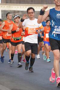 BIB: 450, 20224
                            <button type="button" onclick="openModal(12181042)" class="btn btn-primary btn-sm float-right btn-popup" data-toggle="modal" data-target=".modal-high-quality">
                        <i class="fas fa-shopping-cart"></i> Add to Cart
                    </button>
                                            <button type="button" onclick="isThisMe(12181042, true)" class="btn btn-success btn-sm float-right btn-popup btn-isme hidden" data-toggle="tooltip" data-placement="bottom" title="นี่คือรูปของคุณใช่ไหม คลิกที่นี่เพื่อเอาเข้าอัลบั้ม">
                        <i class="fas fa-plus"></i> Add to album
                    </button>
                    <button type="button" onclick="isThisMe(12181042, false)" class="btn btn-warning btn-sm float-right btn-popup btn-isnotme hidden">
                        <i class="fas fa-ban"></i> Remove from album
                    </button>