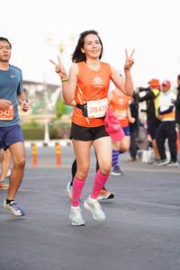 BIB: 0425, 28418
                            <button type="button" onclick="openModal(12174755)" class="btn btn-primary btn-sm float-right btn-popup" data-toggle="modal" data-target=".modal-high-quality">
                        <i class="fas fa-shopping-cart"></i> Add to Cart
                    </button>
                                            <button type="button" onclick="isThisMe(12174755, true)" class="btn btn-success btn-sm float-right btn-popup btn-isme hidden" data-toggle="tooltip" data-placement="bottom" title="นี่คือรูปของคุณใช่ไหม คลิกที่นี่เพื่อเอาเข้าอัลบั้ม">
                        <i class="fas fa-plus"></i> Add to album
                    </button>
                    <button type="button" onclick="isThisMe(12174755, false)" class="btn btn-warning btn-sm float-right btn-popup btn-isnotme hidden">
                        <i class="fas fa-ban"></i> Remove from album
                    </button>