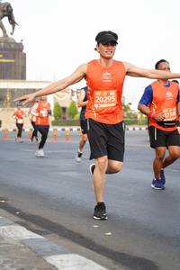 BIB: 20295, 27588
                            <button type="button" onclick="openModal(12174513)" class="btn btn-primary btn-sm float-right btn-popup" data-toggle="modal" data-target=".modal-high-quality">
                        <i class="fas fa-shopping-cart"></i> Add to Cart
                    </button>
                                            <button type="button" onclick="isThisMe(12174513, true)" class="btn btn-success btn-sm float-right btn-popup btn-isme hidden" data-toggle="tooltip" data-placement="bottom" title="นี่คือรูปของคุณใช่ไหม คลิกที่นี่เพื่อเอาเข้าอัลบั้ม">
                        <i class="fas fa-plus"></i> Add to album
                    </button>
                    <button type="button" onclick="isThisMe(12174513, false)" class="btn btn-warning btn-sm float-right btn-popup btn-isnotme hidden">
                        <i class="fas fa-ban"></i> Remove from album
                    </button>