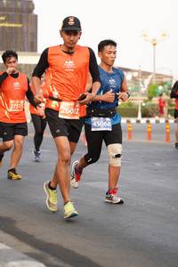 BIB: 27515, 26092, 45068
                            <button type="button" onclick="openModal(12173975)" class="btn btn-primary btn-sm float-right btn-popup" data-toggle="modal" data-target=".modal-high-quality">
                        <i class="fas fa-shopping-cart"></i> Add to Cart
                    </button>
                                            <button type="button" onclick="isThisMe(12173975, true)" class="btn btn-success btn-sm float-right btn-popup btn-isme hidden" data-toggle="tooltip" data-placement="bottom" title="นี่คือรูปของคุณใช่ไหม คลิกที่นี่เพื่อเอาเข้าอัลบั้ม">
                        <i class="fas fa-plus"></i> Add to album
                    </button>
                    <button type="button" onclick="isThisMe(12173975, false)" class="btn btn-warning btn-sm float-right btn-popup btn-isnotme hidden">
                        <i class="fas fa-ban"></i> Remove from album
                    </button>