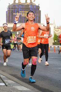 BIB: 20121, 40199
                            <button type="button" onclick="openModal(12128585)" class="btn btn-primary btn-sm float-right btn-popup" data-toggle="modal" data-target=".modal-high-quality">
                        <i class="fas fa-shopping-cart"></i> Add to Cart
                    </button>
                                            <button type="button" onclick="isThisMe(12128585, true)" class="btn btn-success btn-sm float-right btn-popup btn-isme hidden" data-toggle="tooltip" data-placement="bottom" title="นี่คือรูปของคุณใช่ไหม คลิกที่นี่เพื่อเอาเข้าอัลบั้ม">
                        <i class="fas fa-plus"></i> Add to album
                    </button>
                    <button type="button" onclick="isThisMe(12128585, false)" class="btn btn-warning btn-sm float-right btn-popup btn-isnotme hidden">
                        <i class="fas fa-ban"></i> Remove from album
                    </button>