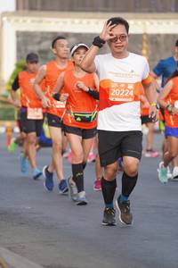 BIB: 20224
                            <button type="button" onclick="openModal(12181081)" class="btn btn-primary btn-sm float-right btn-popup" data-toggle="modal" data-target=".modal-high-quality">
                        <i class="fas fa-shopping-cart"></i> Add to Cart
                    </button>
                                            <button type="button" onclick="isThisMe(12181081, true)" class="btn btn-success btn-sm float-right btn-popup btn-isme hidden" data-toggle="tooltip" data-placement="bottom" title="นี่คือรูปของคุณใช่ไหม คลิกที่นี่เพื่อเอาเข้าอัลบั้ม">
                        <i class="fas fa-plus"></i> Add to album
                    </button>
                    <button type="button" onclick="isThisMe(12181081, false)" class="btn btn-warning btn-sm float-right btn-popup btn-isnotme hidden">
                        <i class="fas fa-ban"></i> Remove from album
                    </button>