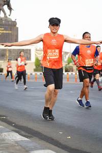 BIB: 20295, 27588
                            <button type="button" onclick="openModal(12174507)" class="btn btn-primary btn-sm float-right btn-popup" data-toggle="modal" data-target=".modal-high-quality">
                        <i class="fas fa-shopping-cart"></i> Add to Cart
                    </button>
                                            <button type="button" onclick="isThisMe(12174507, true)" class="btn btn-success btn-sm float-right btn-popup btn-isme hidden" data-toggle="tooltip" data-placement="bottom" title="นี่คือรูปของคุณใช่ไหม คลิกที่นี่เพื่อเอาเข้าอัลบั้ม">
                        <i class="fas fa-plus"></i> Add to album
                    </button>
                    <button type="button" onclick="isThisMe(12174507, false)" class="btn btn-warning btn-sm float-right btn-popup btn-isnotme hidden">
                        <i class="fas fa-ban"></i> Remove from album
                    </button>